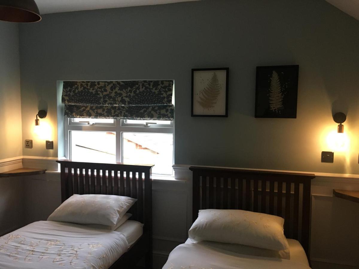 Twin Oaks Guest House 캐드남 외부 사진
