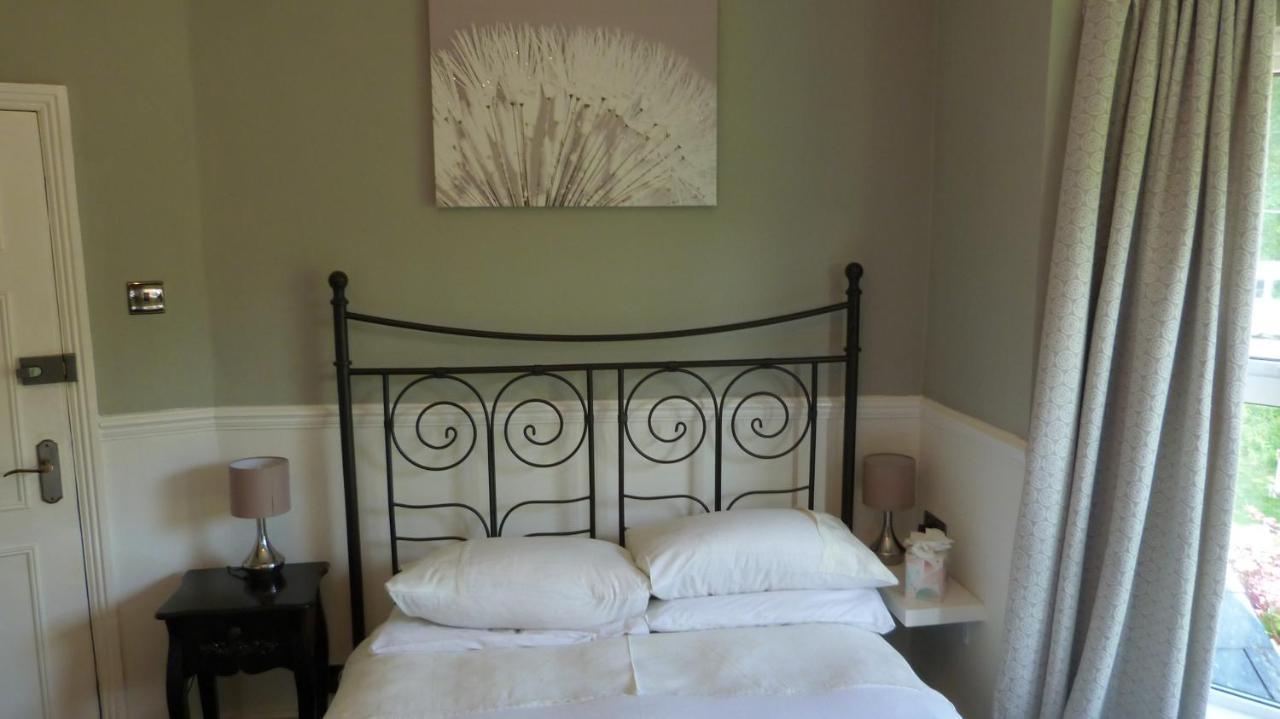 Twin Oaks Guest House 캐드남 외부 사진